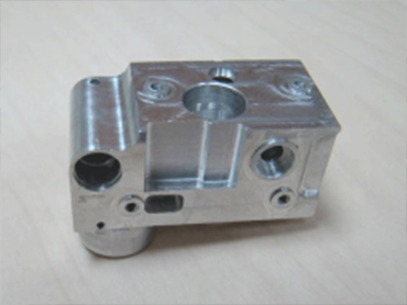 鋁制品代加工生產(chǎn)廠家生產(chǎn)流程怎樣操縱欠佳？